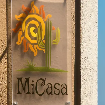 Micasa * Oia (Santorini)